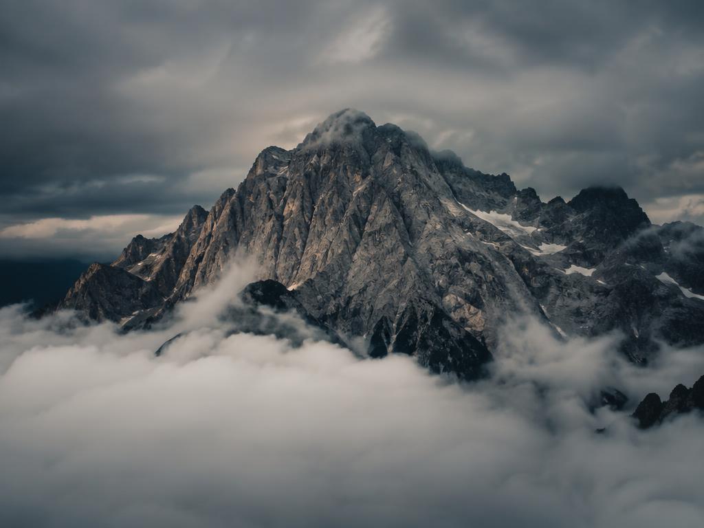 Triglav via Tominšek Route